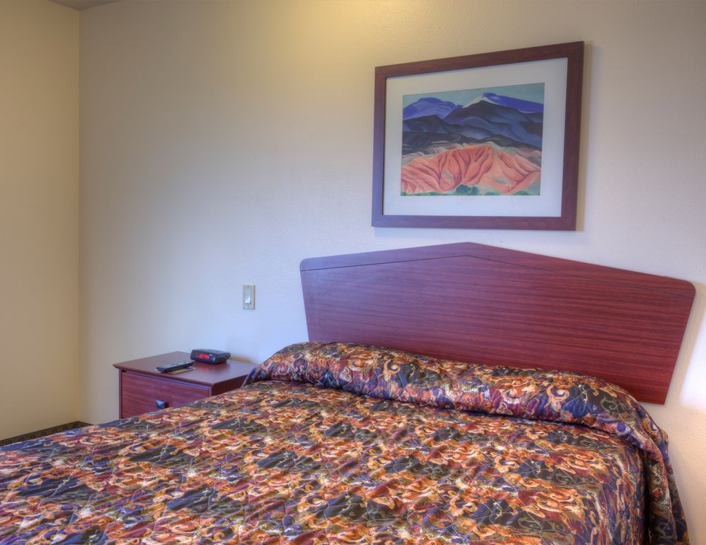 Woodspring Suites 토피카 객실 사진